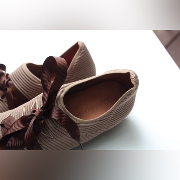 NWOT L’amour Des Pieds Taimah Sneakers - Picture 5 of 12